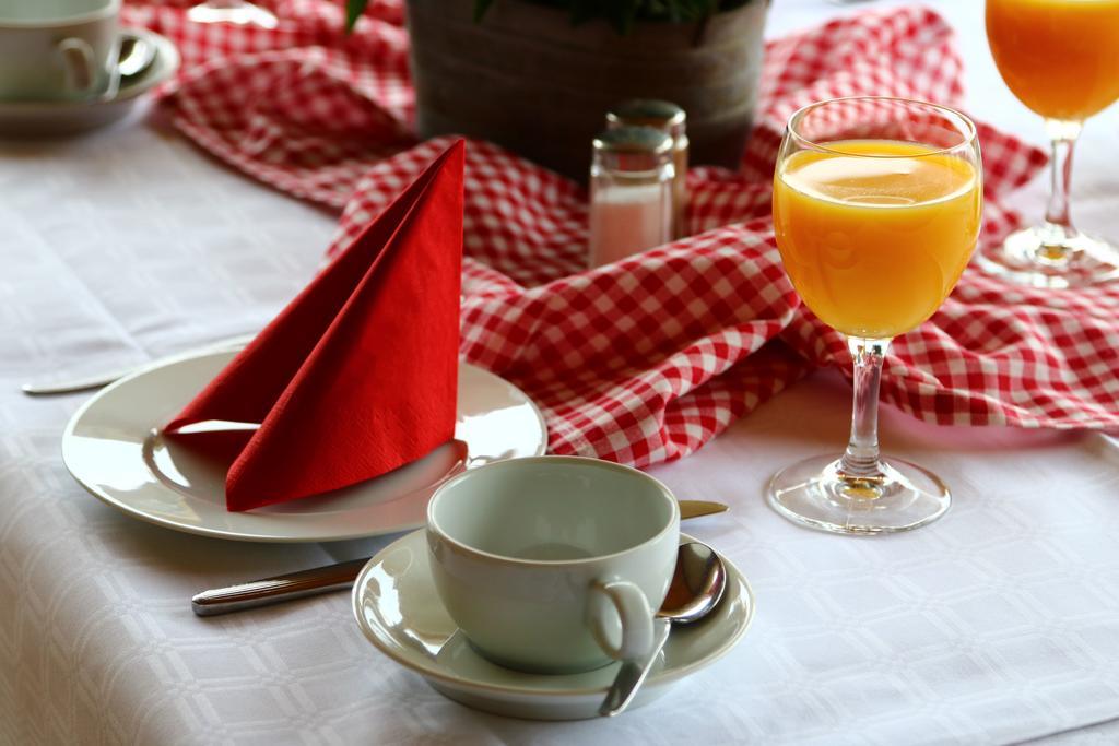 Hotel Restaurant Gilles Kollig Bagian luar foto